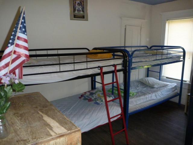 Hilltop Hostel Вашингтон Екстериор снимка